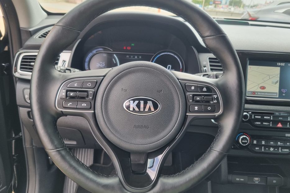 Продам Kia Niro Executive 64kW 2019 года в Тернополе