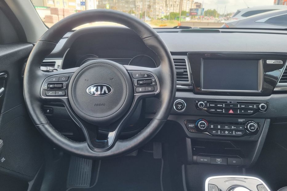 Продам Kia Niro Executive 64kW 2019 года в Тернополе