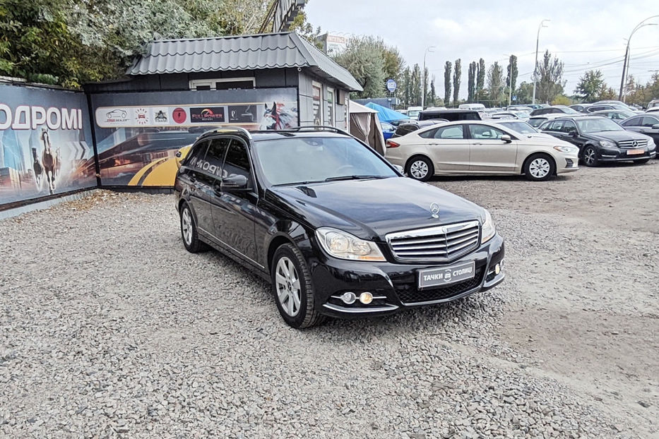 Продам Mercedes-Benz C-Class 2012 года в Киеве