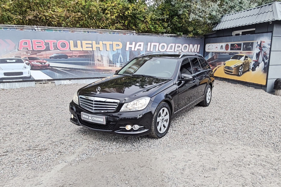 Продам Mercedes-Benz C-Class 2012 года в Киеве