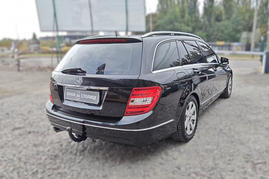 Продам Mercedes-Benz C-Class 2012 года в Киеве