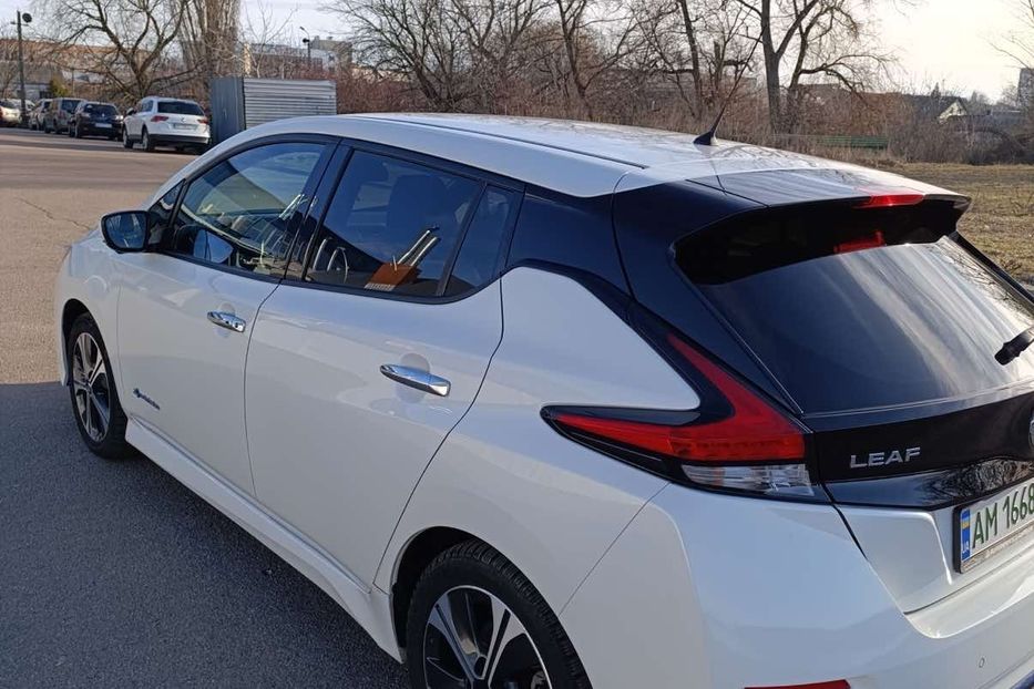 Продам Nissan Leaf FULL 2019 года в Житомире