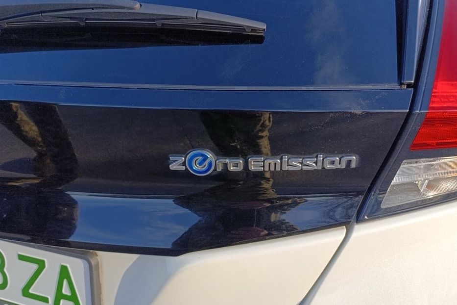 Продам Nissan Leaf FULL 2019 года в Житомире