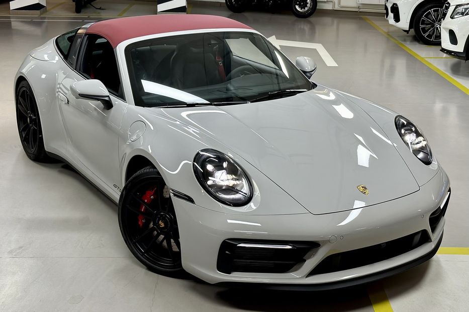 Продам Porsche 911 Targa 4 GTS 2024 года в Киеве