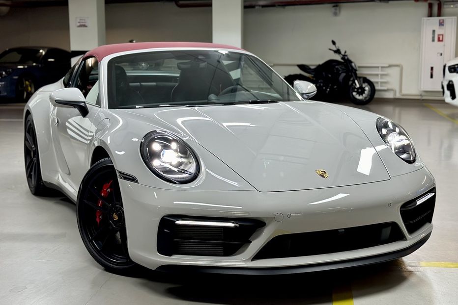 Продам Porsche 911 Targa 4 GTS 2024 года в Киеве