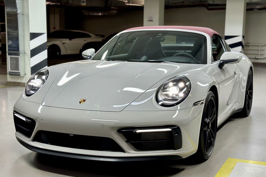 Продам Porsche 911 Targa 4 GTS 2024 года в Киеве