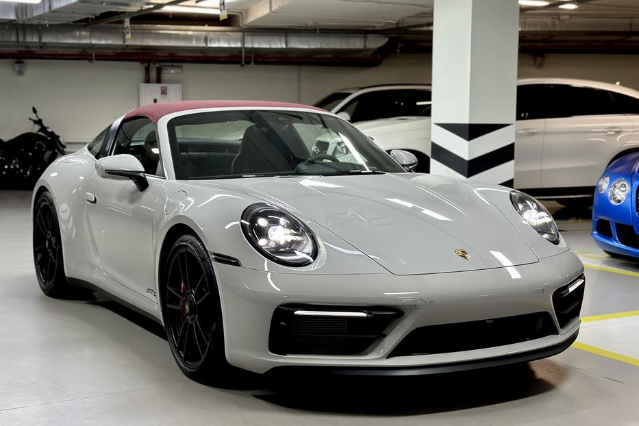 Продам Porsche 911 Targa 4 GTS 2024 года в Киеве