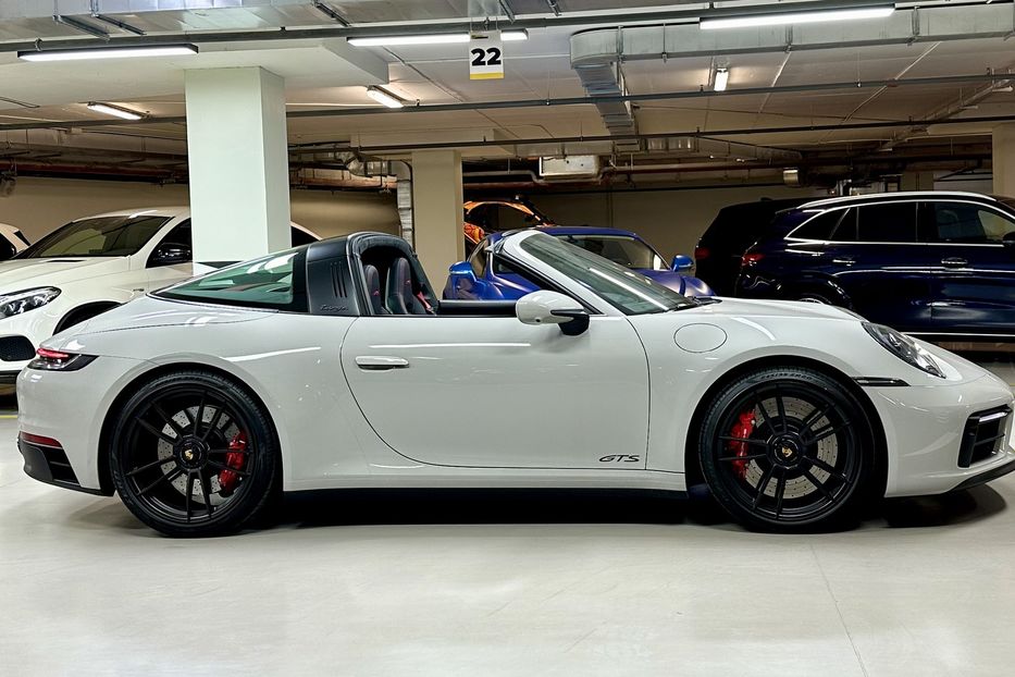 Продам Porsche 911 Targa 4 GTS 2024 года в Киеве