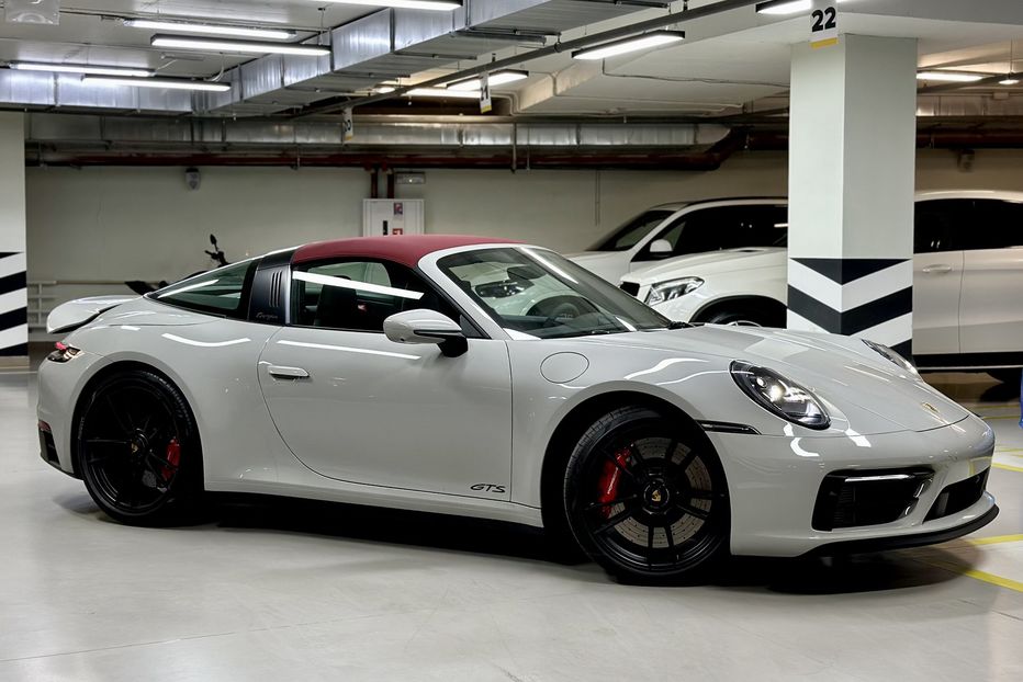 Продам Porsche 911 Targa 4 GTS 2024 года в Киеве