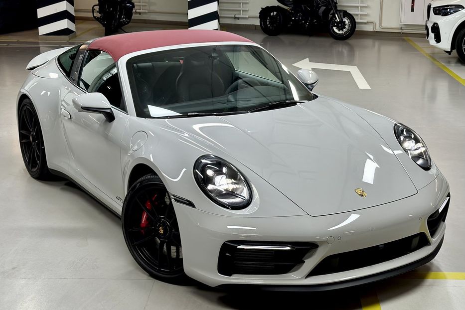 Продам Porsche 911 Targa 4 GTS 2024 года в Киеве