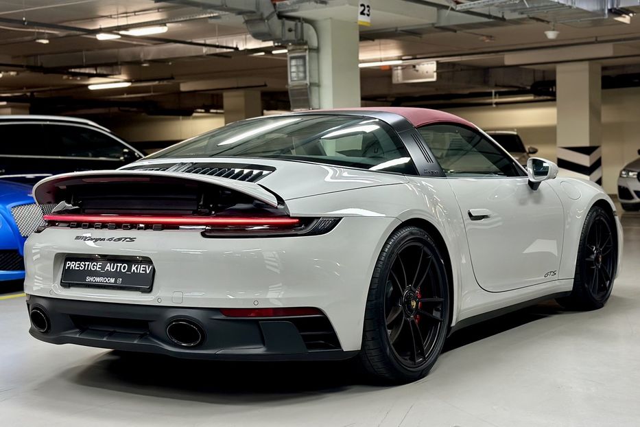 Продам Porsche 911 Targa 4 GTS 2024 года в Киеве