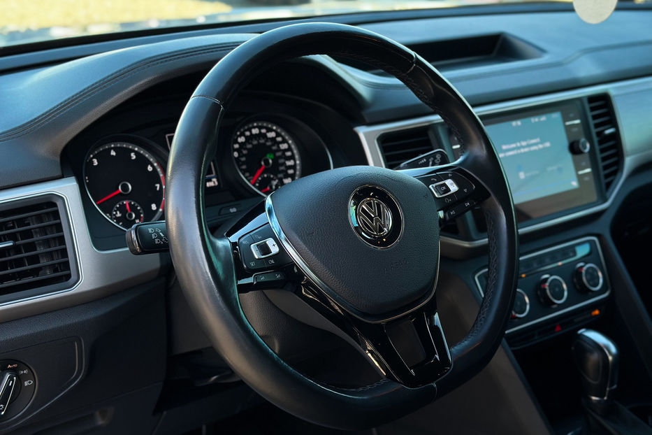 Продам Volkswagen Atlas Se 2018 года в Черновцах