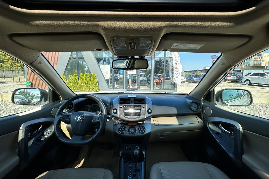 Продам Toyota Rav 4 2012 года в Черновцах