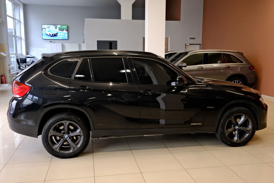 Продам BMW X1 X-Drive 2011 года в Одессе