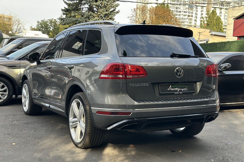 Продам Volkswagen Touareg 4motion 4.2 diesel V8 2015 года в Киеве