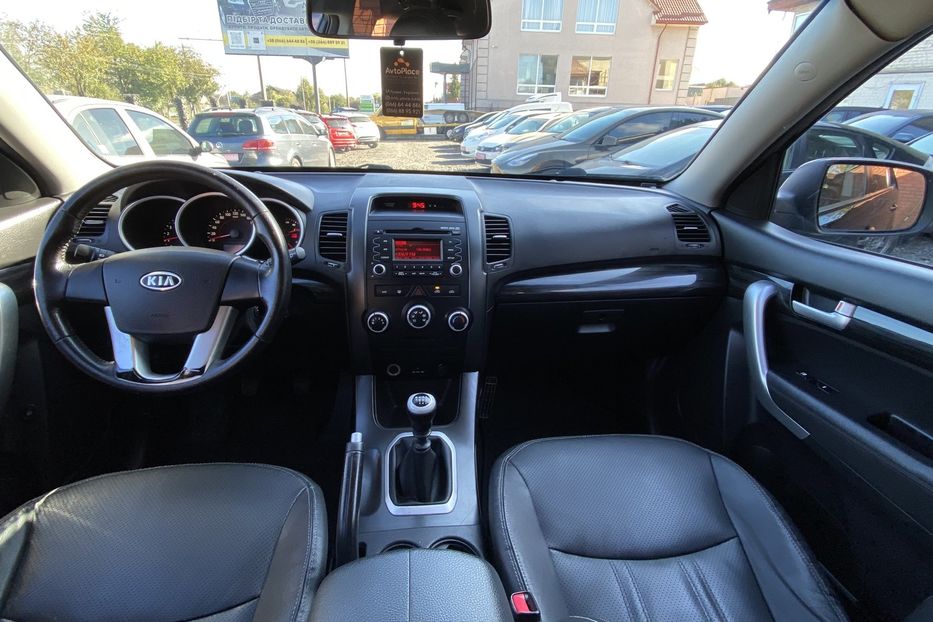 Продам Kia Sorento 2012 года в Луцке