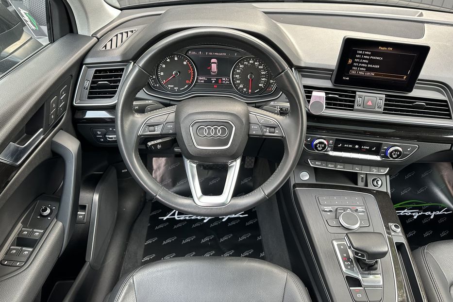 Продам Audi Q5 Quattro 2.0 TFSI 2017 года в Киеве