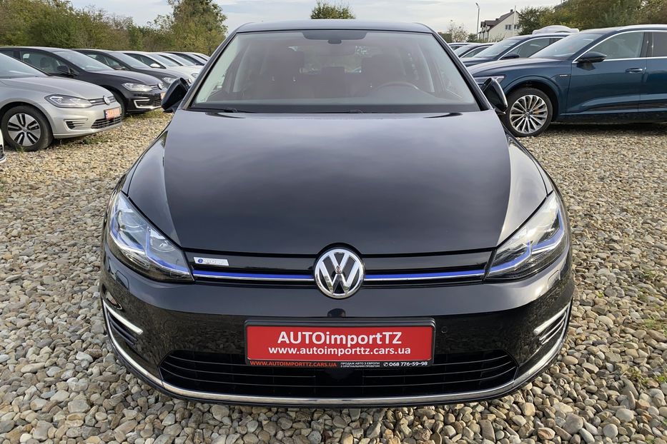 Продам Volkswagen e-Golf 35,8кВт,Тепловий,круїз,камера, 2019 года в Львове