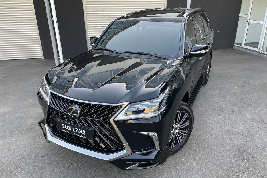 Продам Lexus LX 570 F sport  2018 года в Киеве