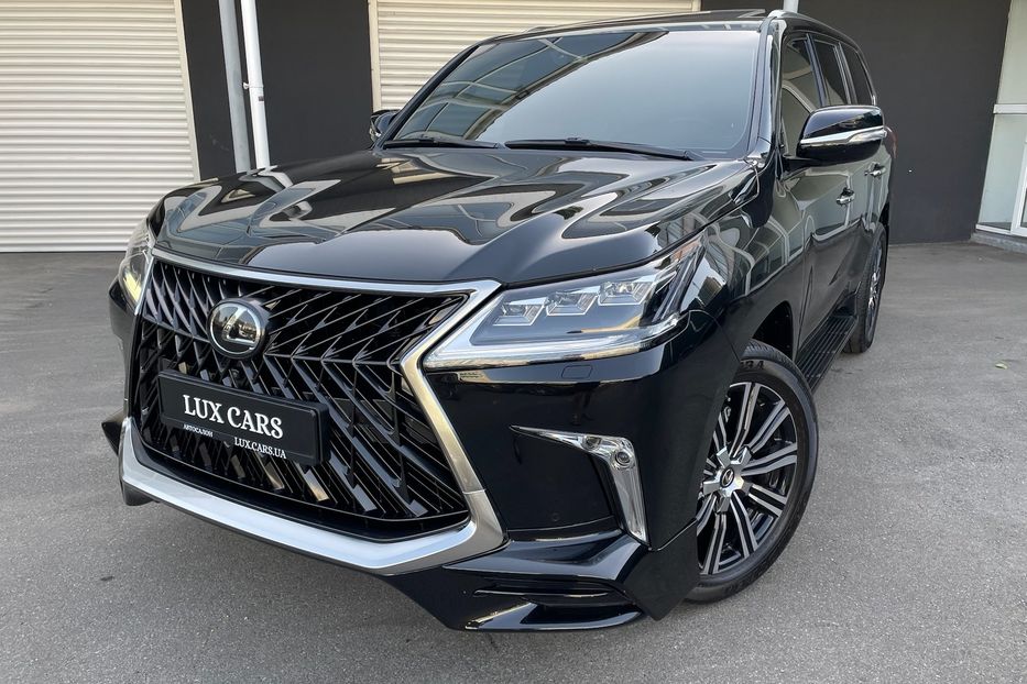 Продам Lexus LX 570 F sport  2018 года в Киеве