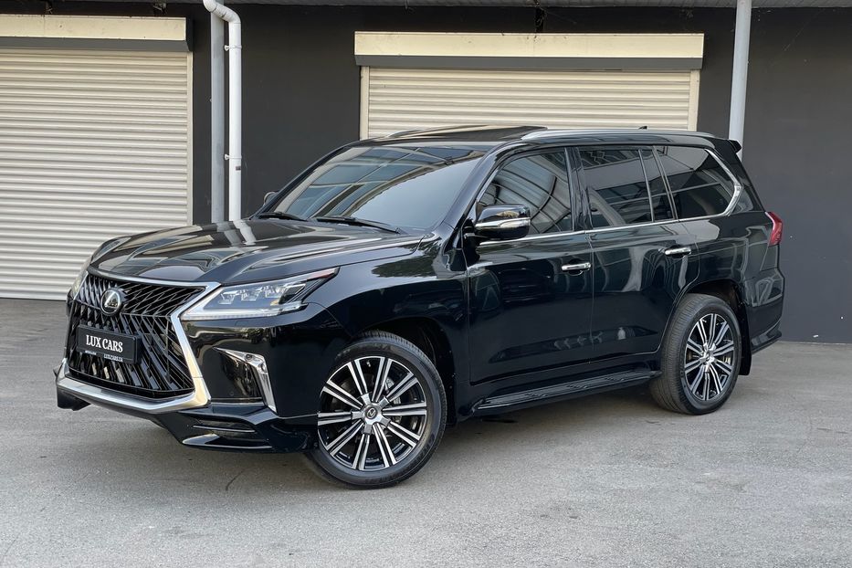 Продам Lexus LX 570 F sport  2018 года в Киеве