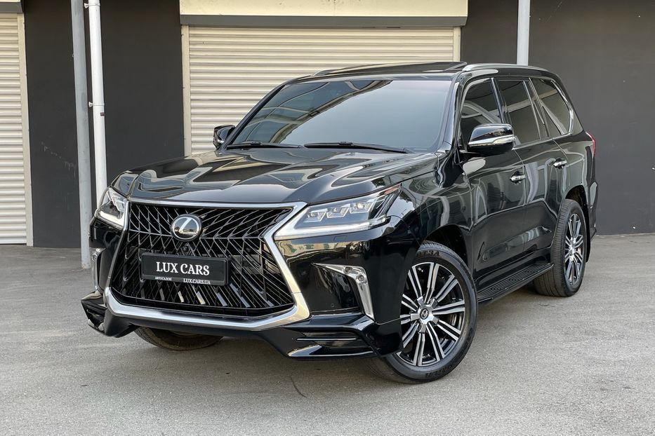 Продам Lexus LX 570 F sport  2018 года в Киеве