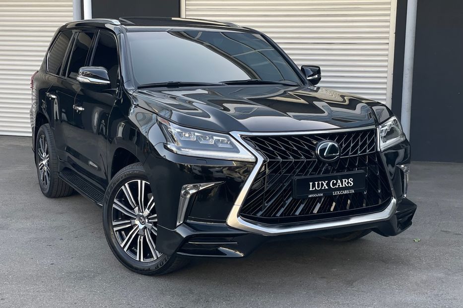 Продам Lexus LX 570 F sport  2018 года в Киеве