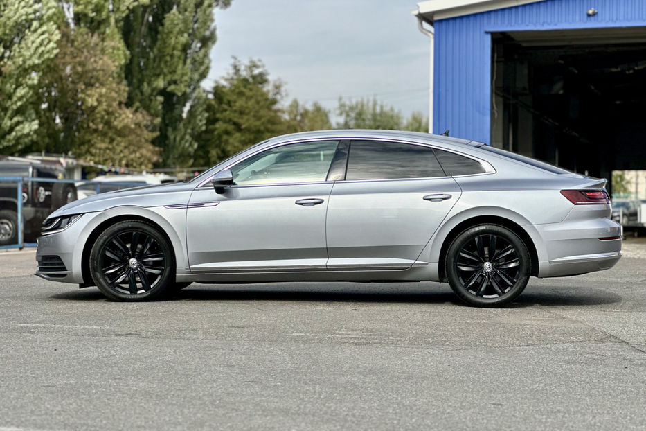 Продам Volkswagen Arteon 2017 года в Киеве