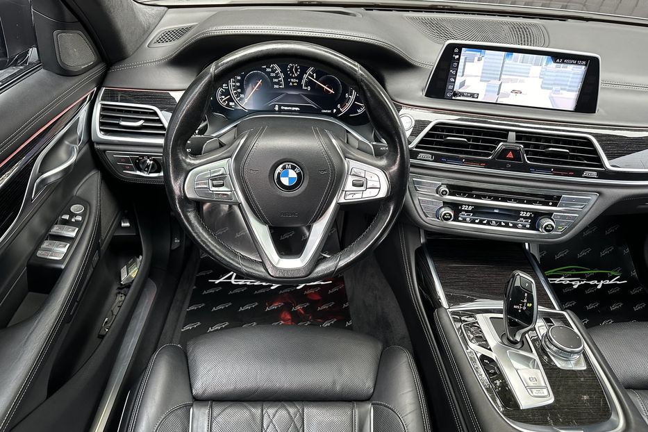 Продам BMW 730 Xdrive M-Paket 2016 года в Киеве