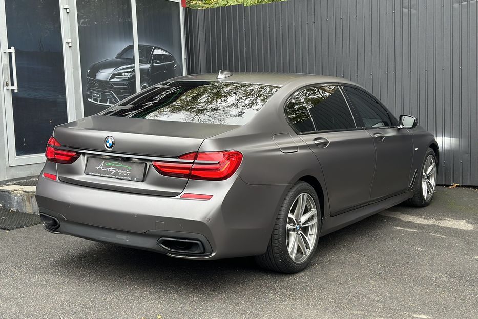 Продам BMW 730 Xdrive M-Paket 2016 года в Киеве