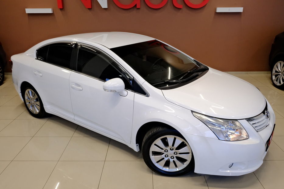 Продам Toyota Avensis 2011 года в Одессе