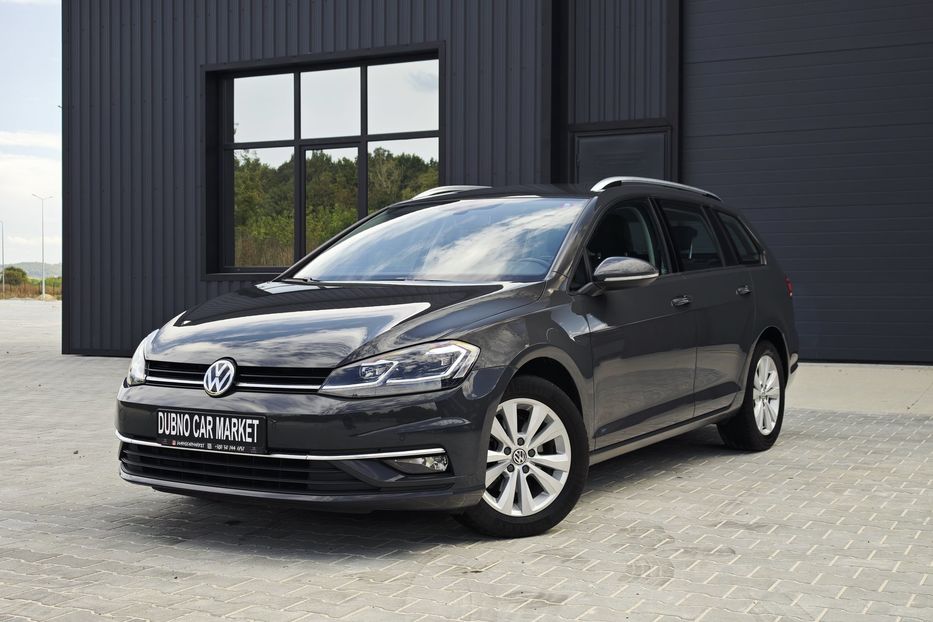 Продам Volkswagen Golf VII 2019 года в г. Дубно, Ровенская область