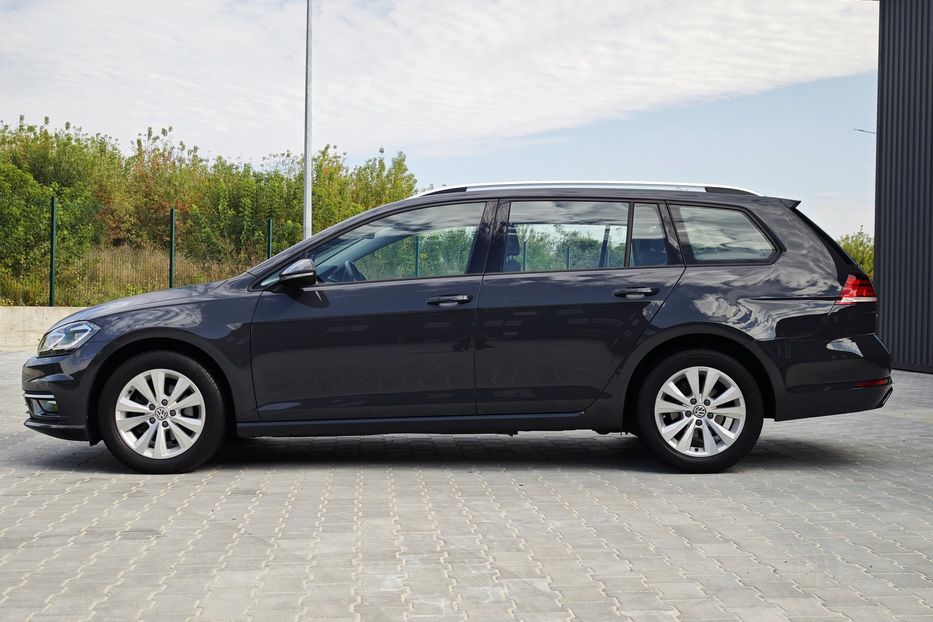 Продам Volkswagen Golf VII 2019 года в г. Дубно, Ровенская область