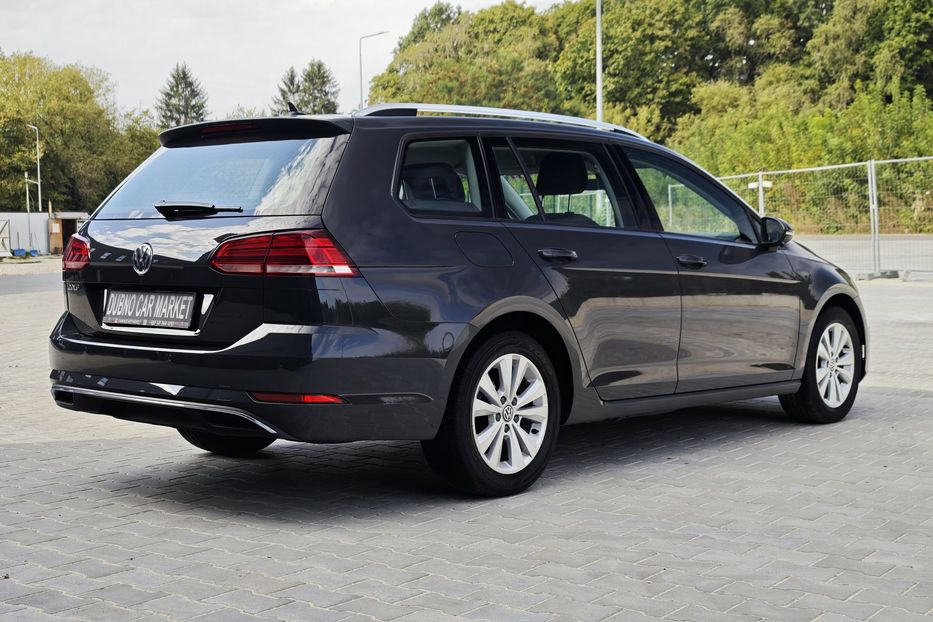 Продам Volkswagen Golf VII 2019 года в г. Дубно, Ровенская область