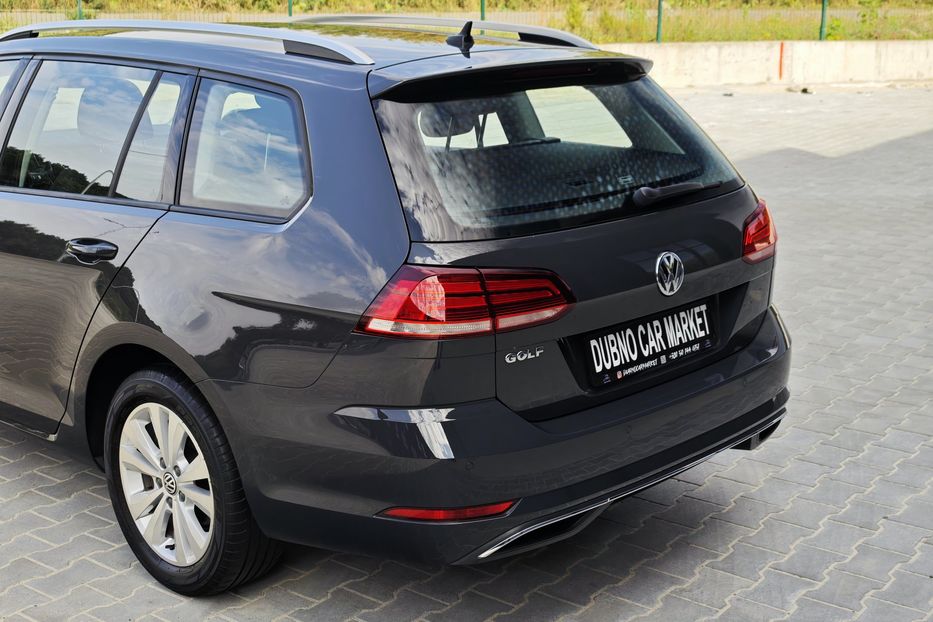 Продам Volkswagen Golf VII 2019 года в г. Дубно, Ровенская область