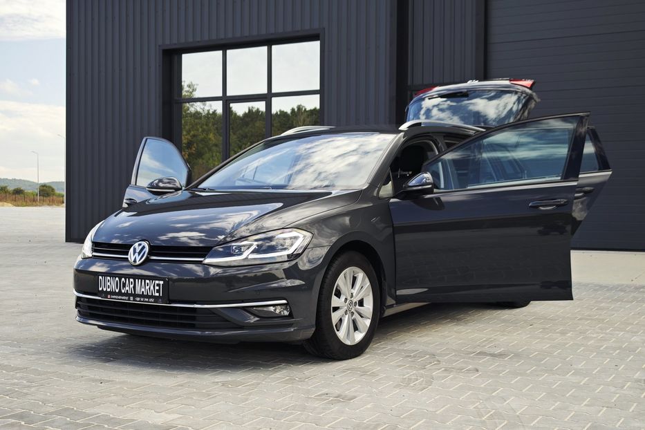 Продам Volkswagen Golf VII 2019 года в г. Дубно, Ровенская область