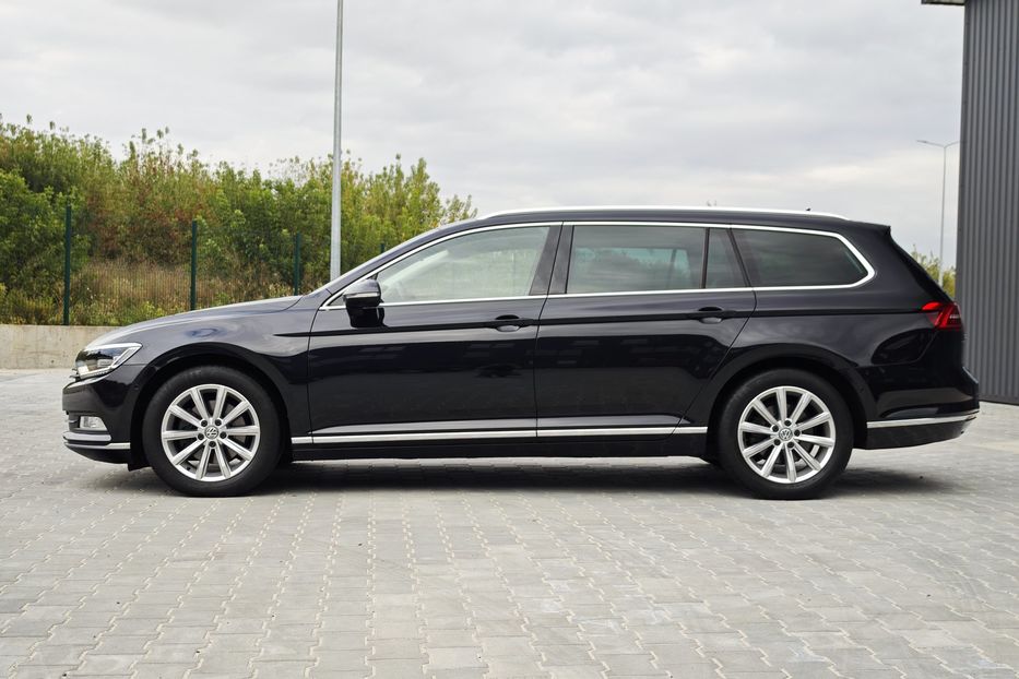 Продам Volkswagen Passat B8 Highline 2017 года в г. Дубно, Ровенская область