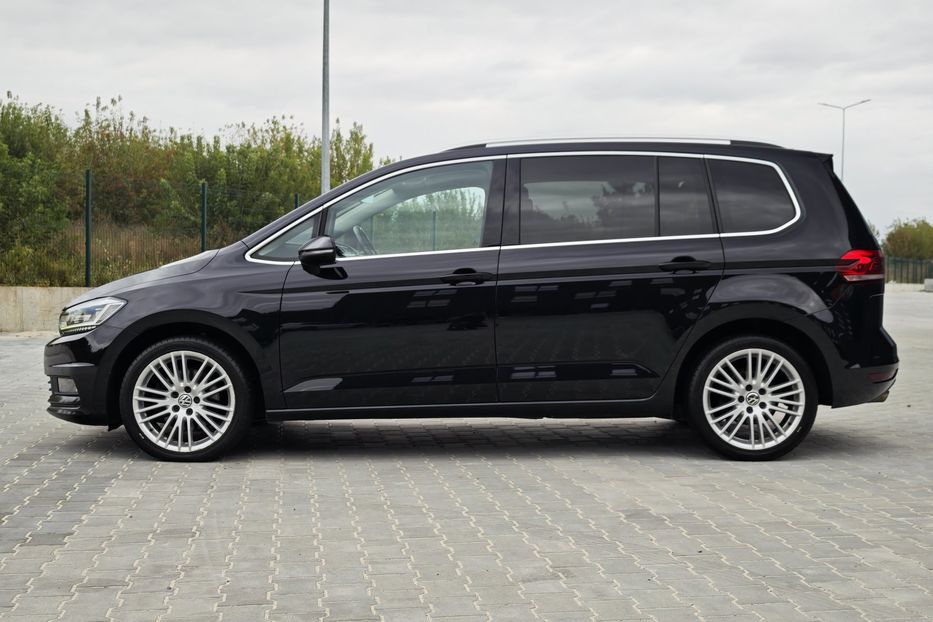 Продам Volkswagen Touran Exclusive 2019 года в г. Дубно, Ровенская область