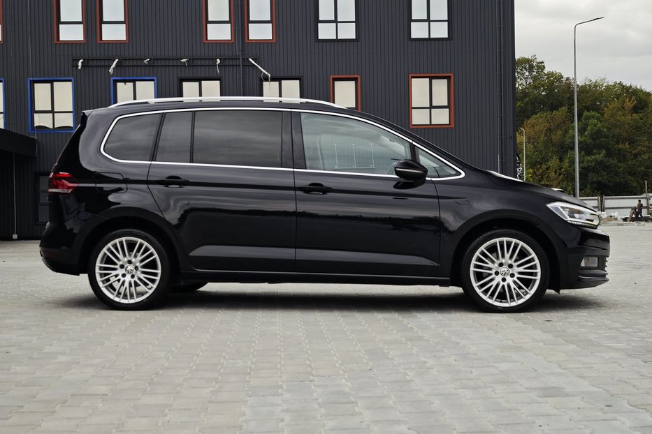 Продам Volkswagen Touran Exclusive 2019 года в г. Дубно, Ровенская область