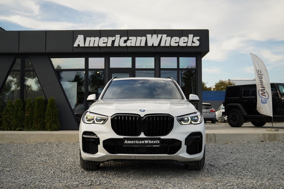 Продам BMW X5 xDrive 45e 2022 года в Черновцах