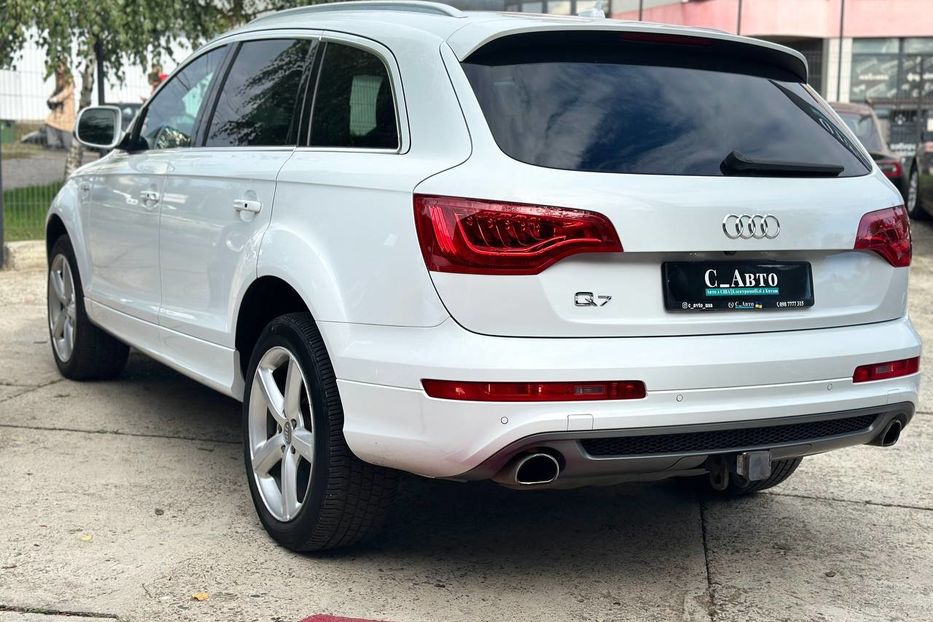 Продам Audi Q7 2012 года в Черновцах