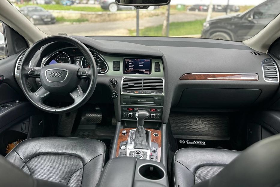 Продам Audi Q7 2012 года в Черновцах