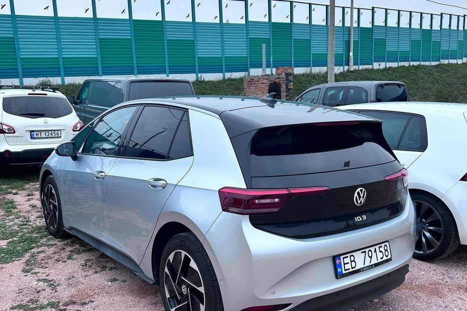 Продам Volkswagen ID.3 62kWh pure  2024 года в Киеве