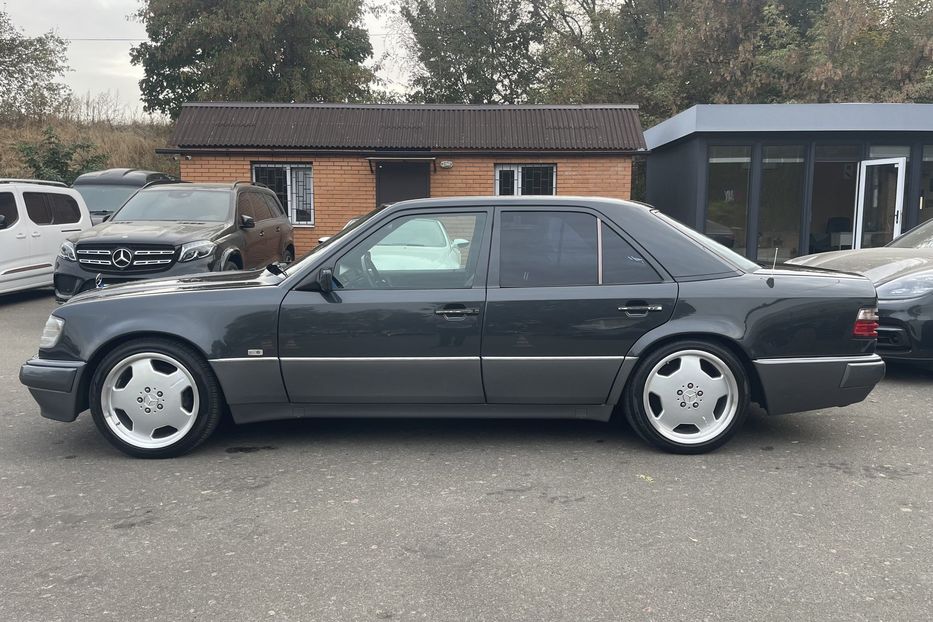 Продам Mercedes-Benz E-Class 500 1994 года в Киеве