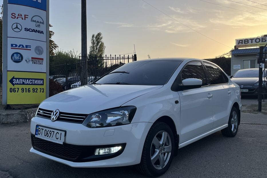 Продам Volkswagen Polo Oficial  2013 года в Николаеве