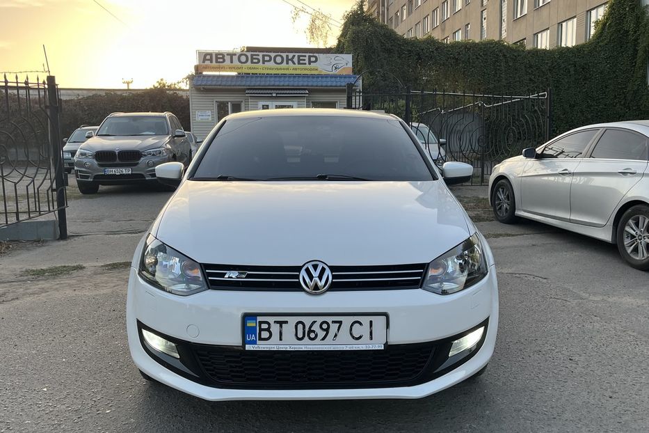 Продам Volkswagen Polo Oficial  2013 года в Николаеве