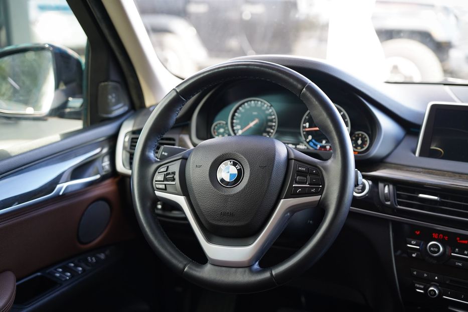 Продам BMW X5 xDrive 35d 2015 года в Черновцах