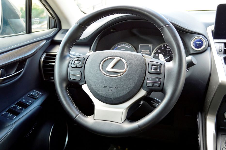 Продам Lexus NX 300 2020 года в Одессе