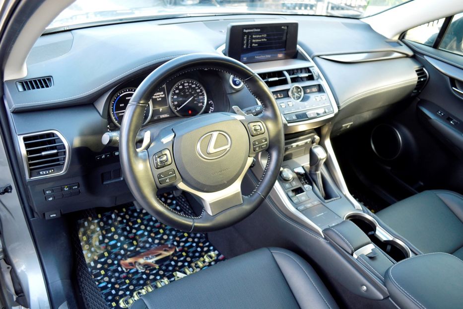 Продам Lexus NX 300 2020 года в Одессе