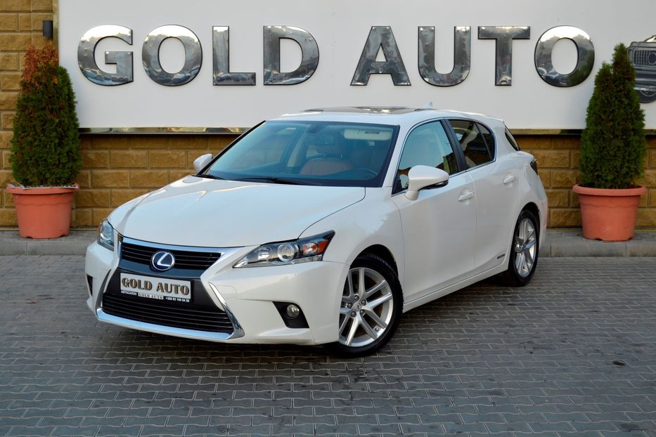 Продам Lexus CT 2017 года в Одессе